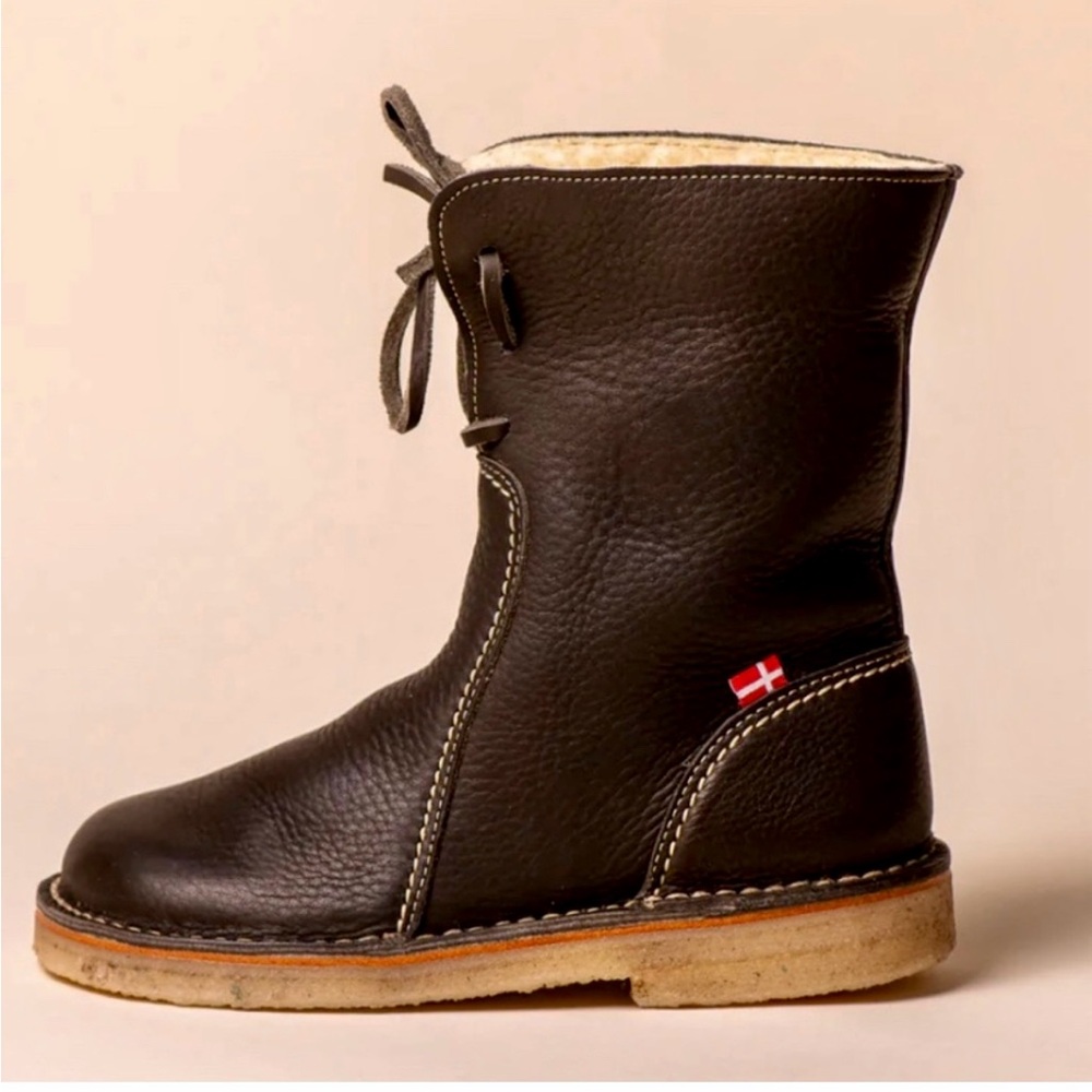 DUCKFEET Cocoa Arhus Size 40 EU 9.5 US
